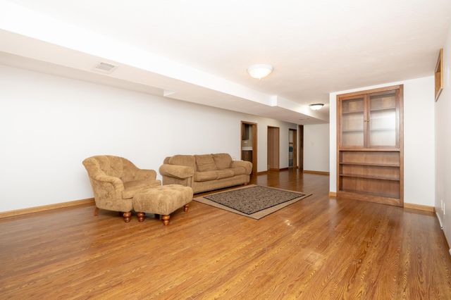 110 1st Street SW, New Prague, MN 56071