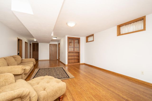 110 1st Street SW, New Prague, MN 56071