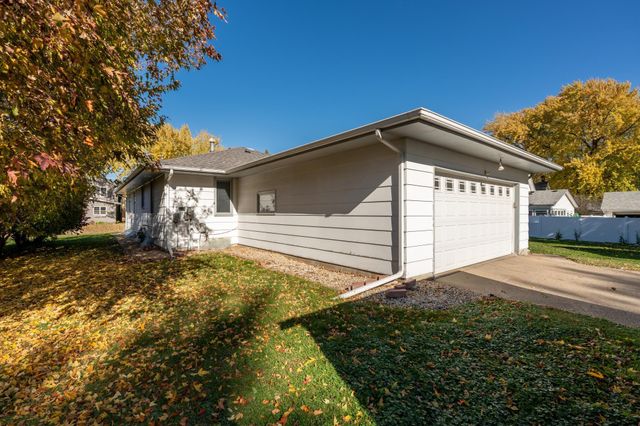 110 1st Street SW, New Prague, MN 56071