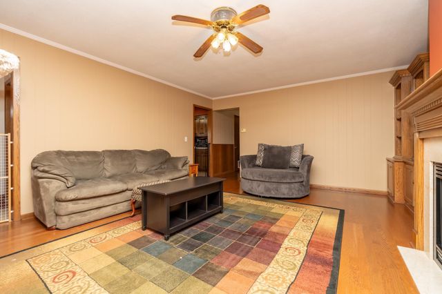 110 1st Street SW, New Prague, MN 56071