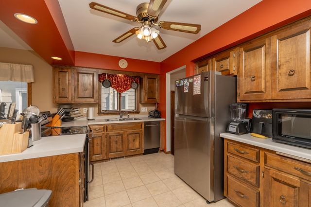 110 1st Street SW, New Prague, MN 56071