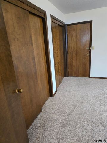 3235 S 12th Street S, Lincoln, NE 68502