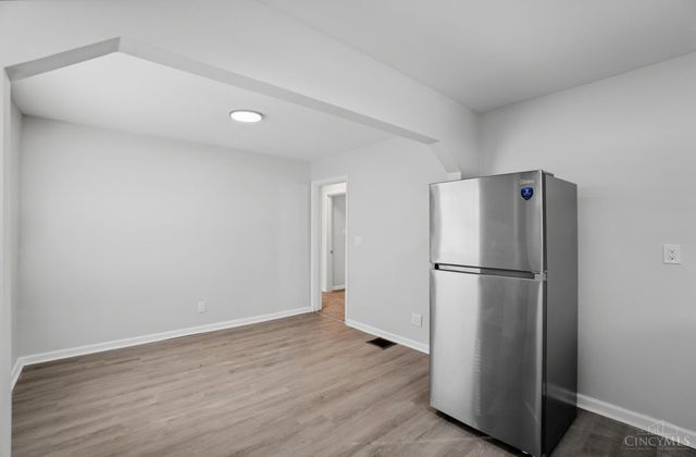 2807 W Galbraith Road, Cincinnati, OH 45239