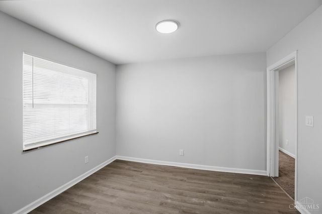 2807 W Galbraith Road, Cincinnati, OH 45239