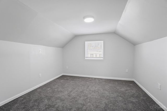 2807 W Galbraith Road, Cincinnati, OH 45239