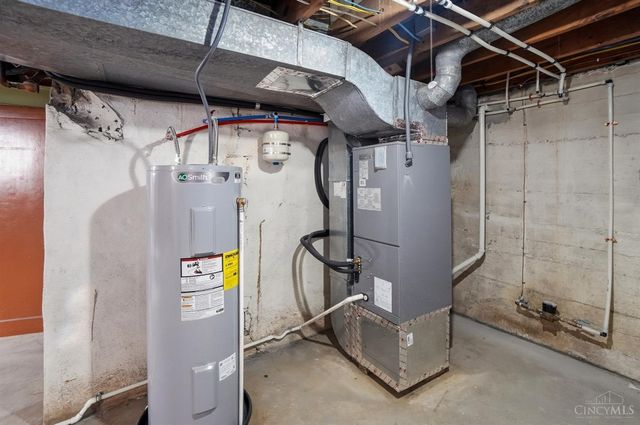 2807 W Galbraith Road, Cincinnati, OH 45239