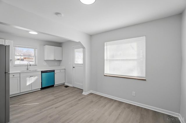 2807 W Galbraith Road, Cincinnati, OH 45239