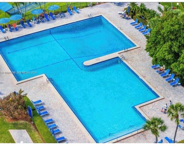 2500 Parkview Dr 2119, Hallandale Beach, FL 33009