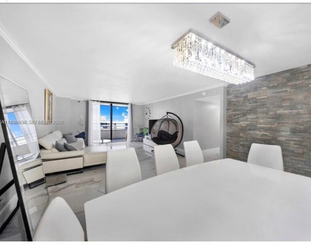 2500 Parkview Dr 2119, Hallandale Beach, FL 33009