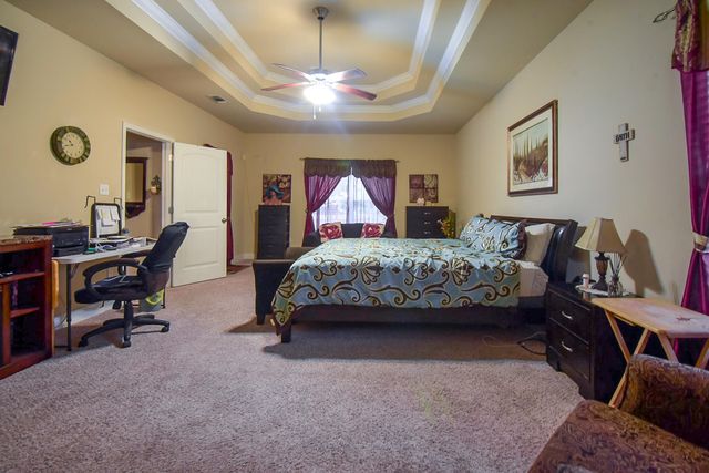 63 N Founders Way, Hattiesburg, MS 39401