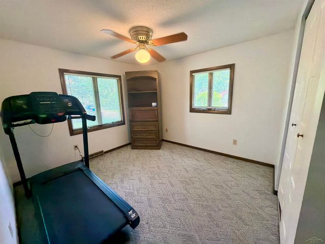 4132 Meadowbrook Drive, Saginaw, MI 48623
