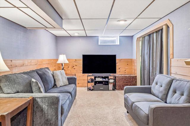 8452 Ideal Avenue S, Cottage Grove, MN 55016