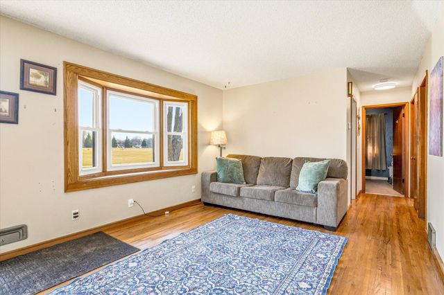 8452 Ideal Avenue S, Cottage Grove, MN 55016