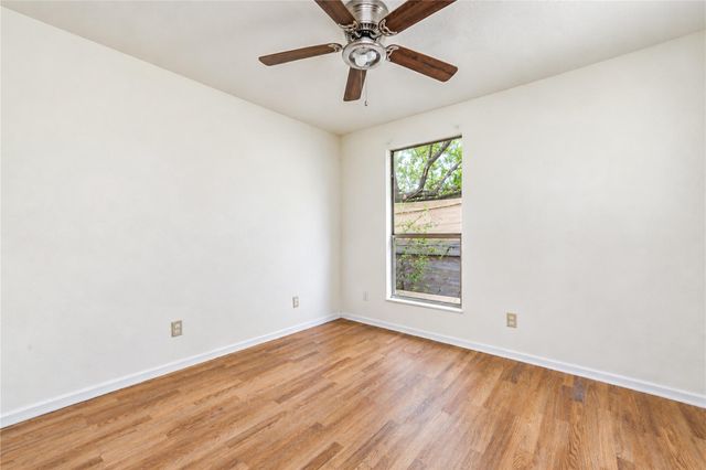 225 Palmyra St Street, Houston, TX 77022