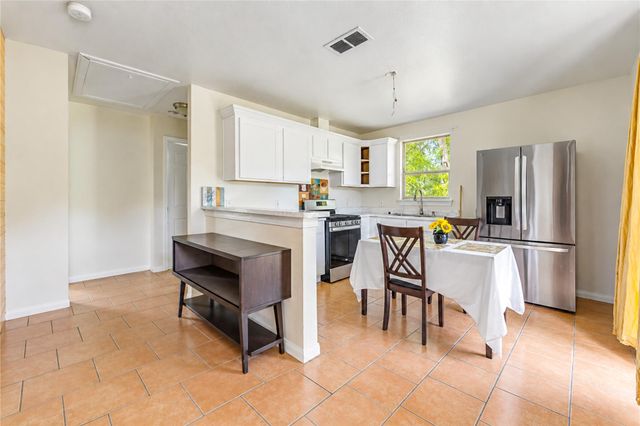 225 Palmyra St Street, Houston, TX 77022