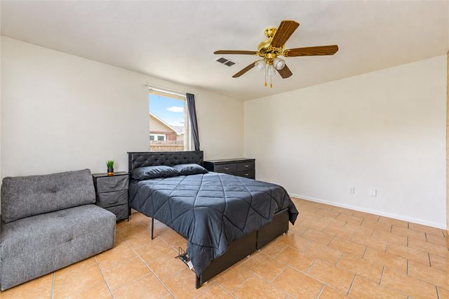 225 Palmyra St Street, Houston, TX 77022