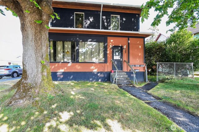 208 N M Street, Aberdeen, WA 98520