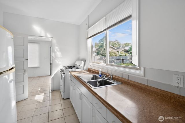 208 N M Street, Aberdeen, WA 98520