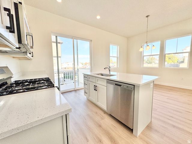 1717 N 1625 W, Layton, UT 84041