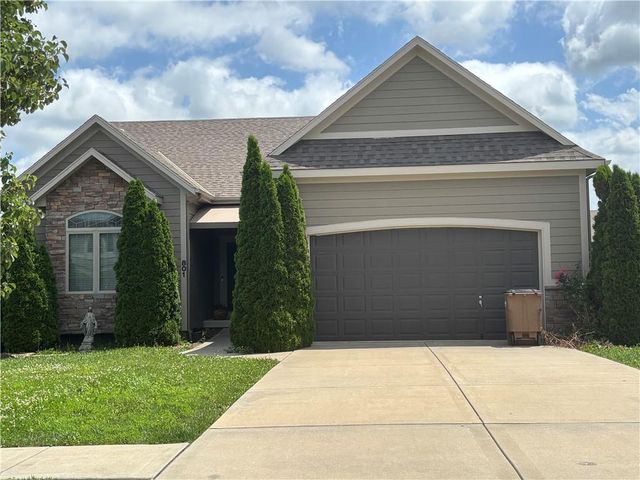 801 S Washington Street, Raymore, MO 64083