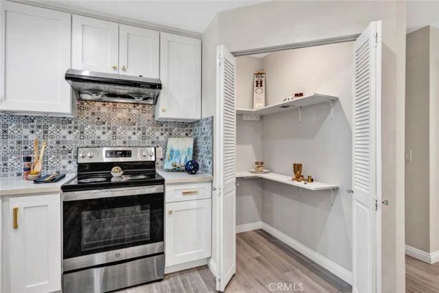 5200 Irvine Boulevard 286, Irvine, CA 92620