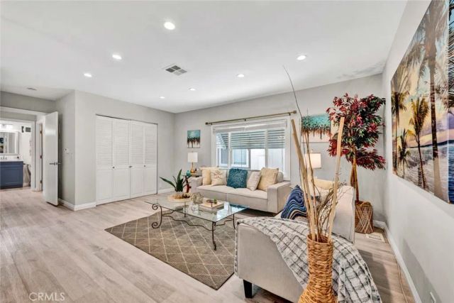 5200 Irvine Boulevard 286, Irvine, CA 92620