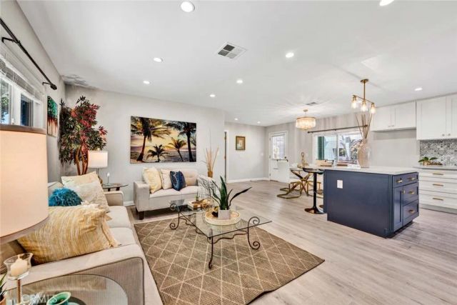 5200 Irvine Boulevard 286, Irvine, CA 92620