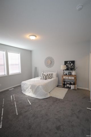 2846 Turnpointe Blvd Unit F, New Haven, IN 46774