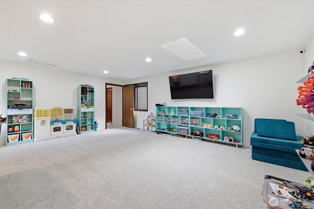 2809 132nd Avenue SE, Snohomish, WA 98290