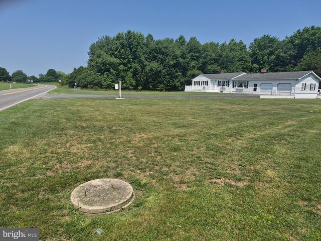 1043 CAMP RD, Denton, MD 21629