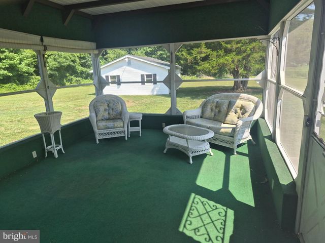 1043 CAMP RD, Denton, MD 21629