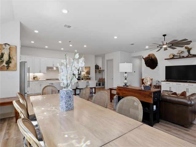 112 Mountain Lion RD, Georgetown, TX 78628