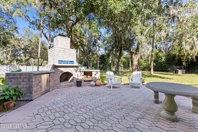 4 PAMELA Parkway, Palm Coast, FL 32137