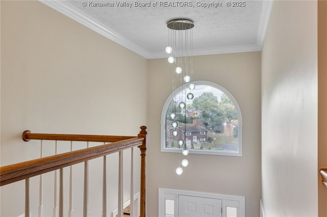 517 Weimer Avenue, St Albans, WV 25177