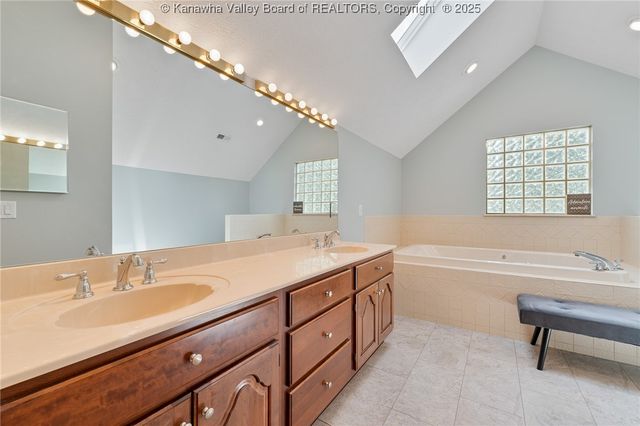 517 Weimer Avenue, St Albans, WV 25177