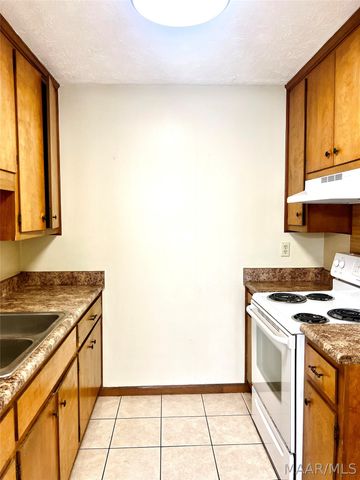 1205 Seth Johnson Drive, Montgomery, AL 36116