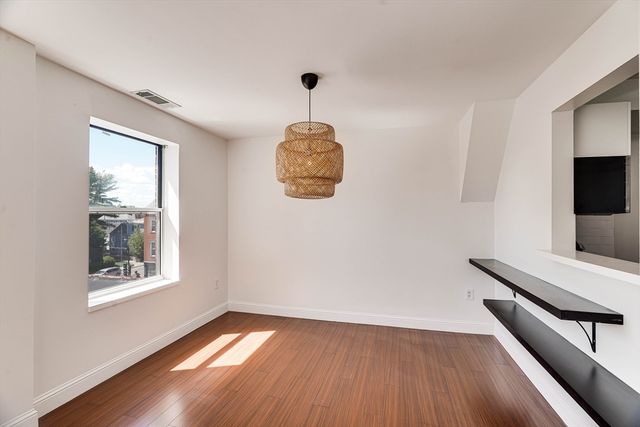 289 Essex St 407, Salem, MA 01970