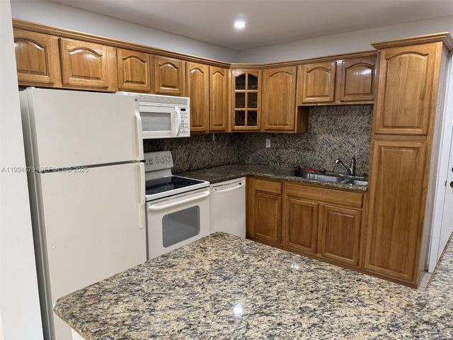 6181 SW 109 CT 0, Miami, FL 33173