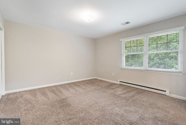 10121 SAINT GEORGE CIR, Hagerstown, MD 21740