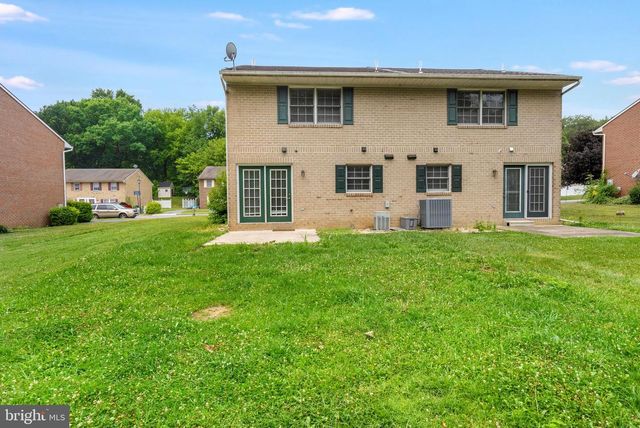 10121 SAINT GEORGE CIR, Hagerstown, MD 21740