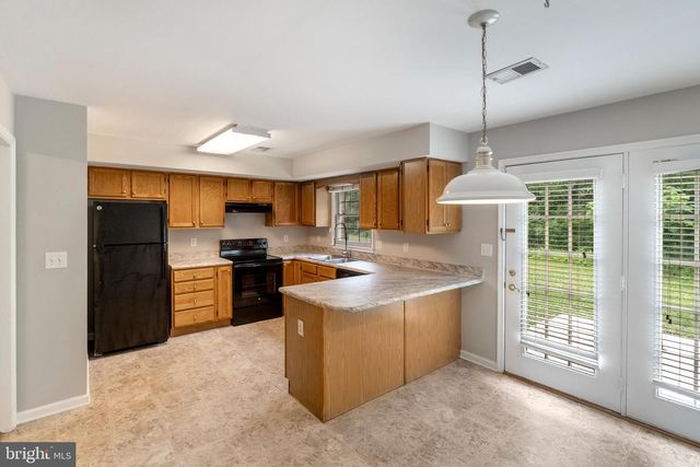 10121 SAINT GEORGE CIR, Hagerstown, MD 21740
