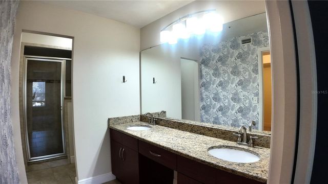 486 N PIN OAK PLACE 202, Longwood, FL 32779