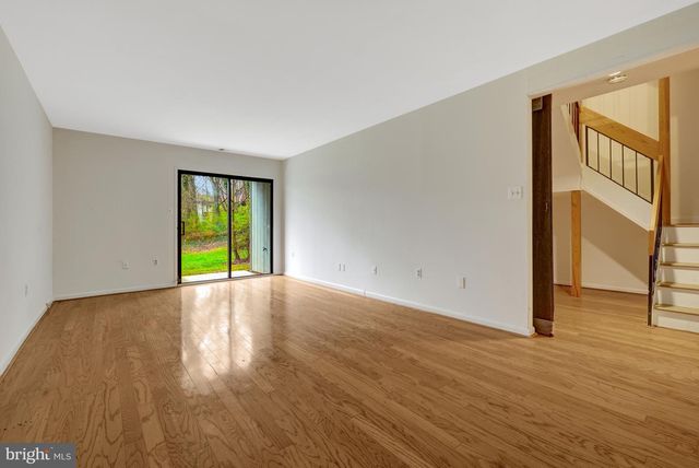 1752 WAINWRIGHT DR, Reston, VA 20190