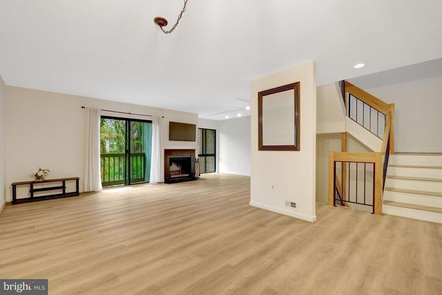 1752 WAINWRIGHT DR, Reston, VA 20190