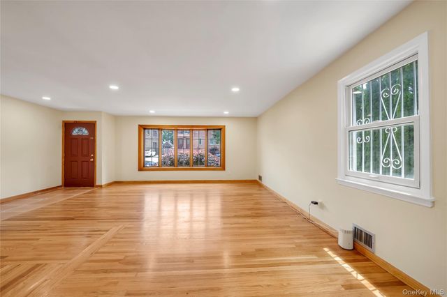 245-47 60th Avenue, Little Neck, NY 11362