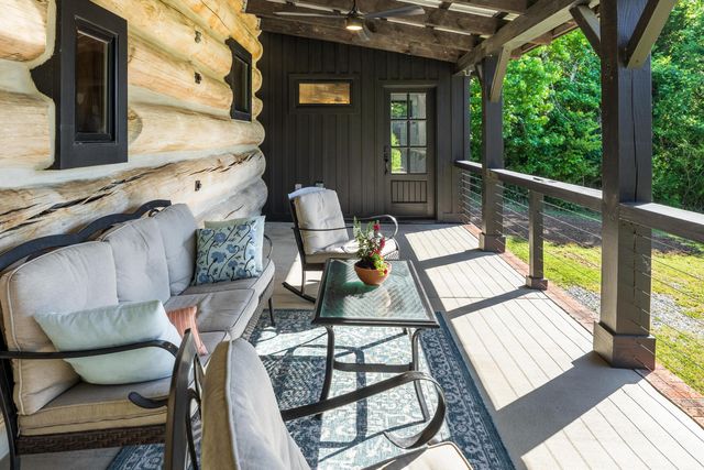 11716 S Crestwood Trail, Harrison, TN 37341