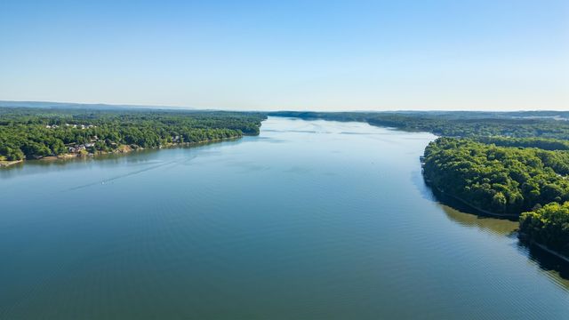 11716 S Crestwood Trail, Harrison, TN 37341