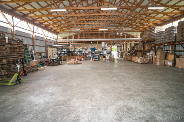 902 N Bickett Road, Xenia Twp, OH 45385