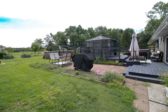 902 N Bickett Road, Xenia Twp, OH 45385