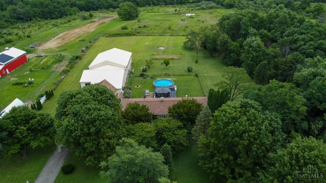 902 N Bickett Road, Xenia Twp, OH 45385